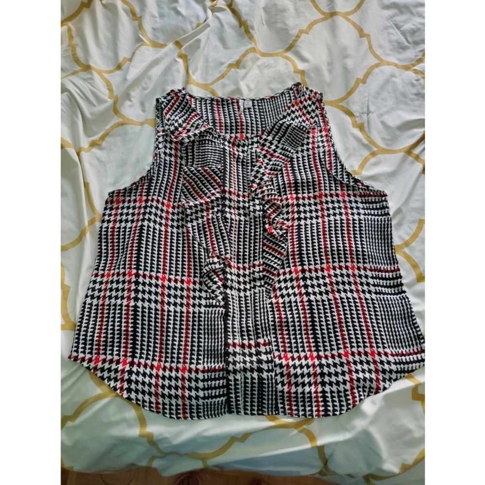 Houndstooth Sleeveless Top